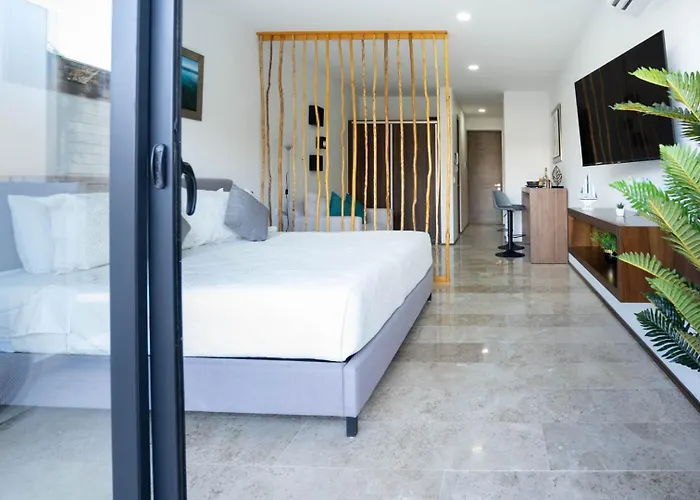 Modernos Estudios A Pasos De La 5ta Av Pool View - By Yeah Apartamento *